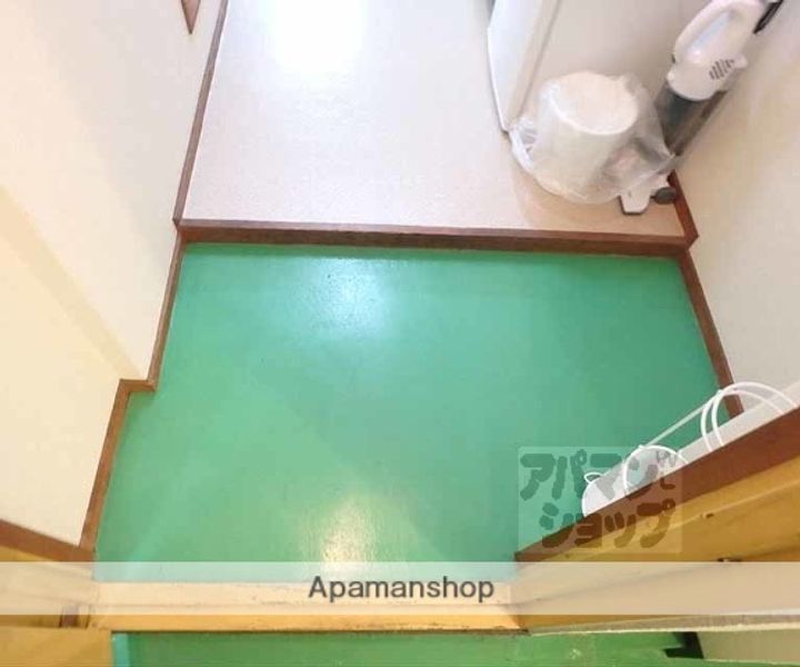 ハイツユルギの玄関