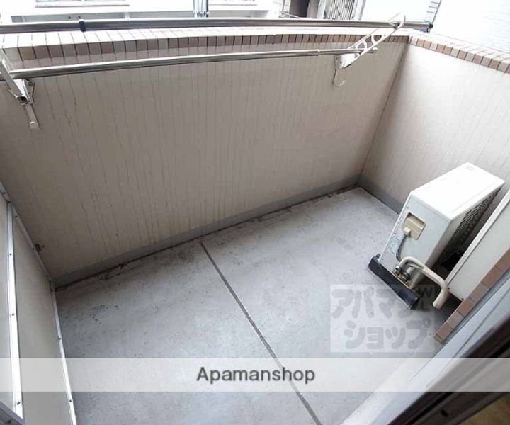 ルネッサンス・ドゥ502のその他画像