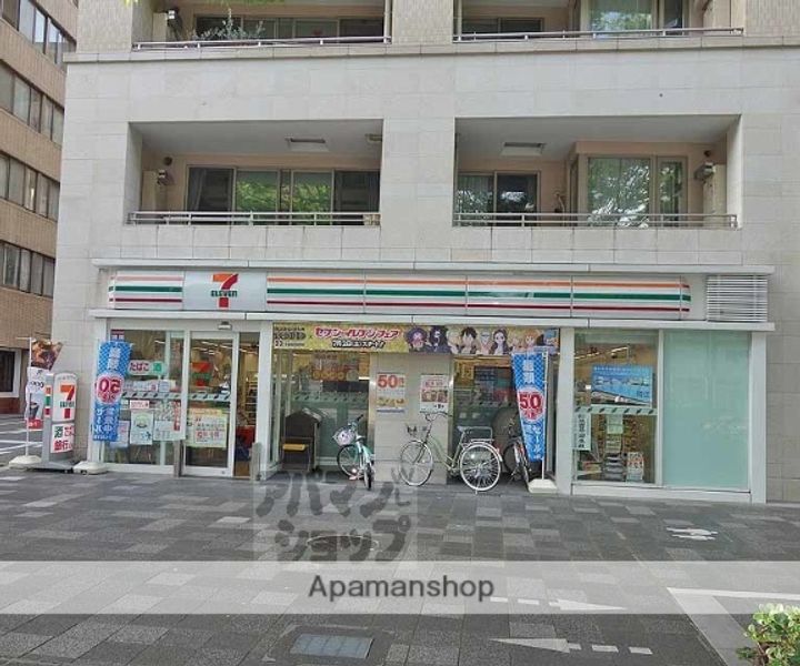 イーグルコート京都御所南プレミアム迎賓館201の周辺