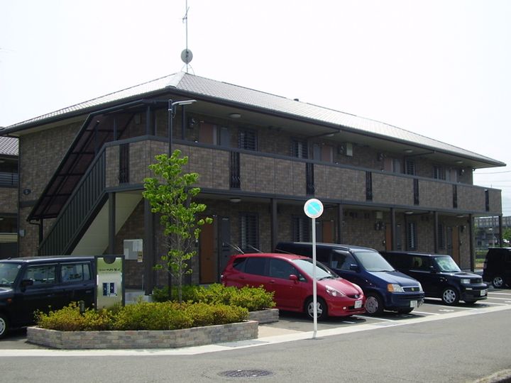 リバーサイド桂川 B棟の外観