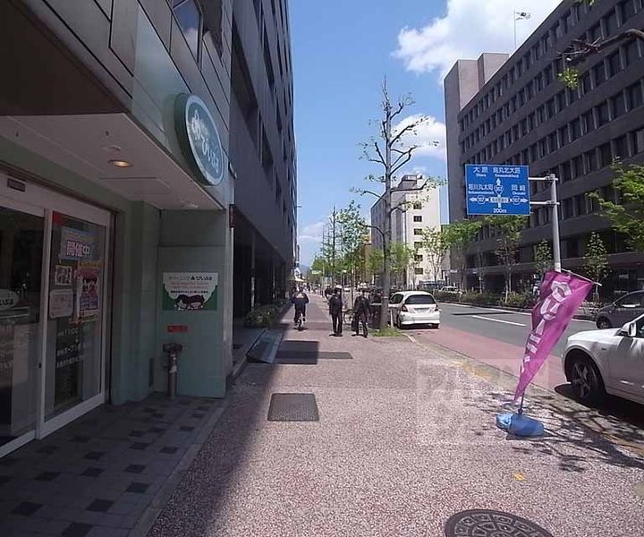 藤和シティスクエア烏丸丸太町0602の周辺