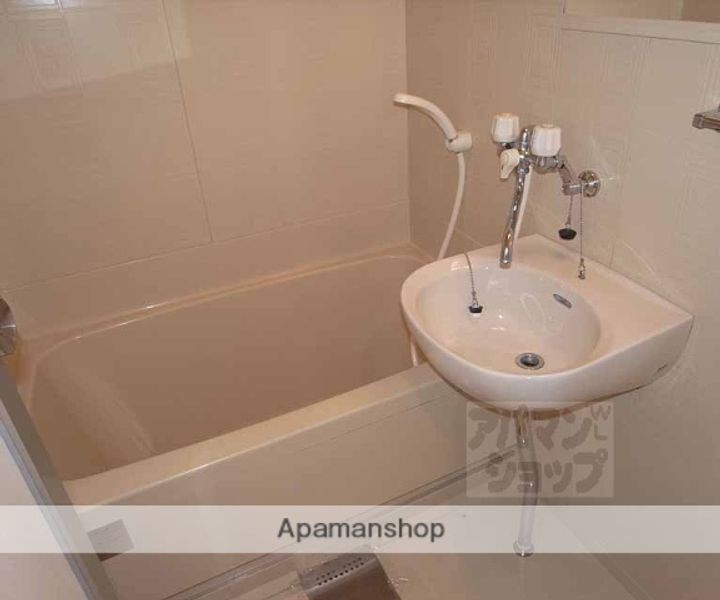 京都府京都市左京区松ケ崎堂ノ上町の賃貸マンションの風呂