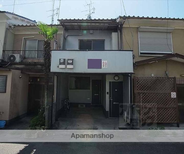 リバー2Fの外観