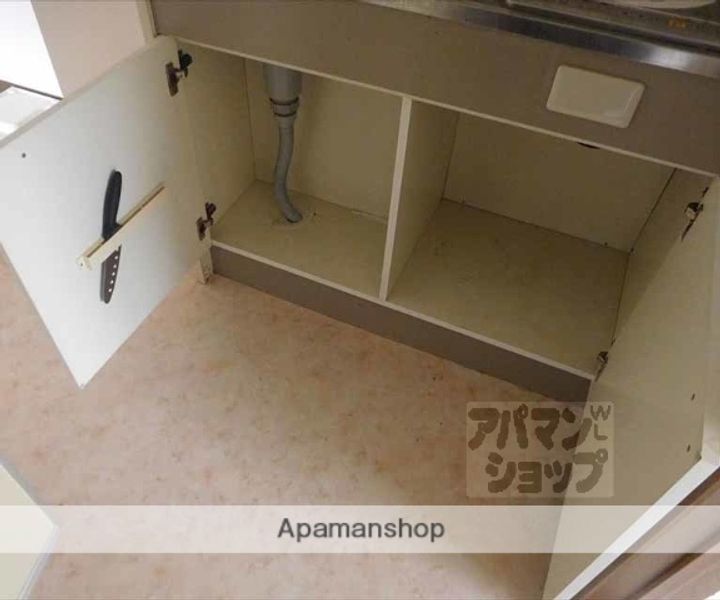 シャローム402の内装