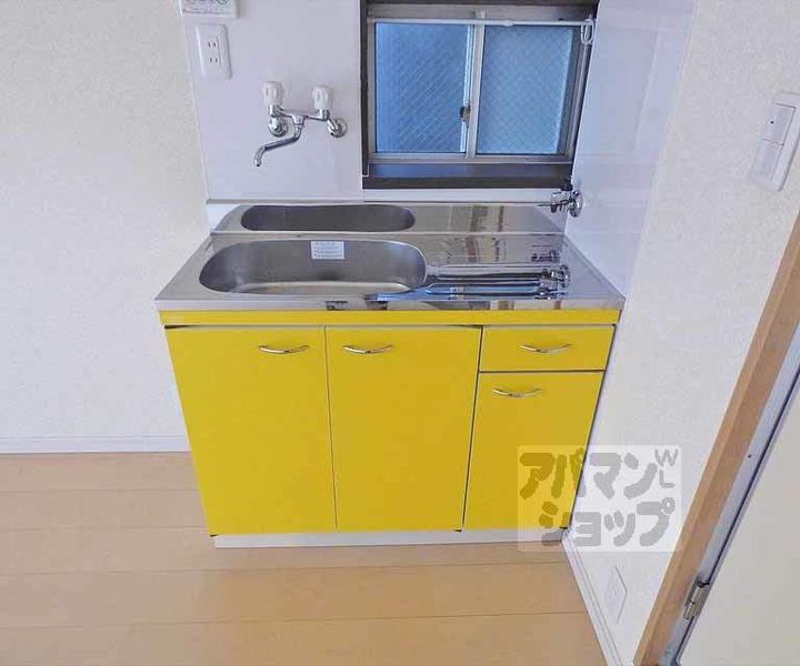 CARL VILLA 茶山201の内装