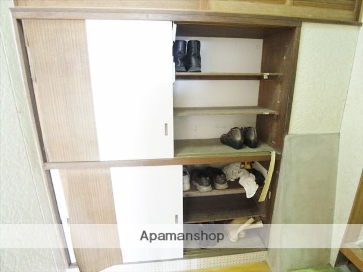 岡田アパート0の外観