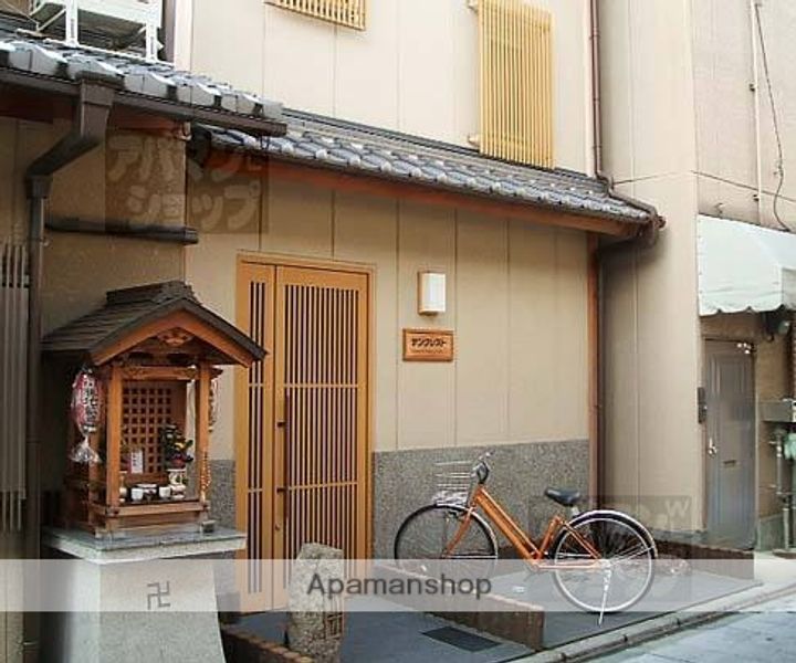 サンクレスト201の外観