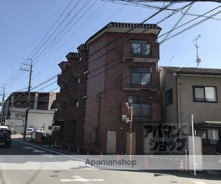 エバーグリーン嵐山101の外観