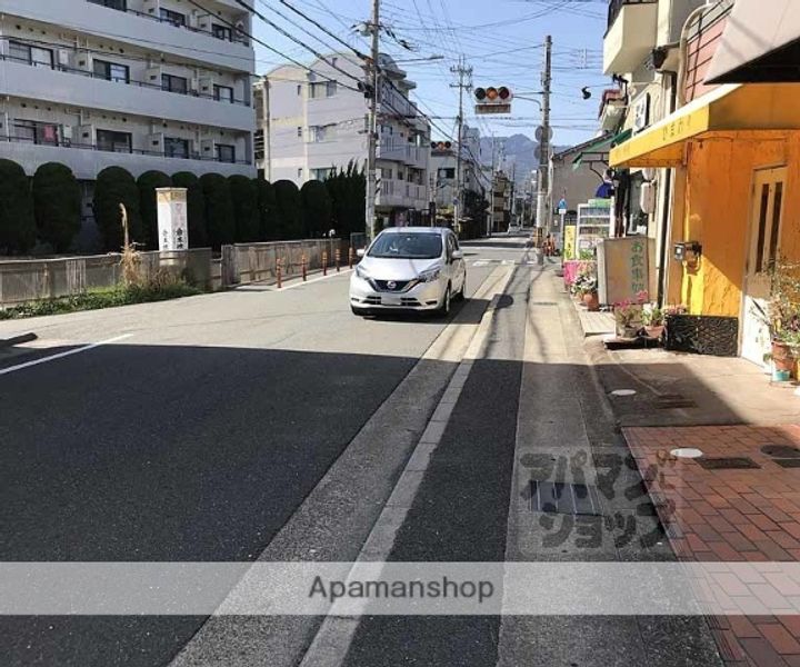 エバーグリーン嵐山101の周辺