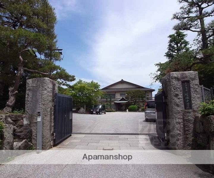 ドゥエル嵯峨の荘102の周辺