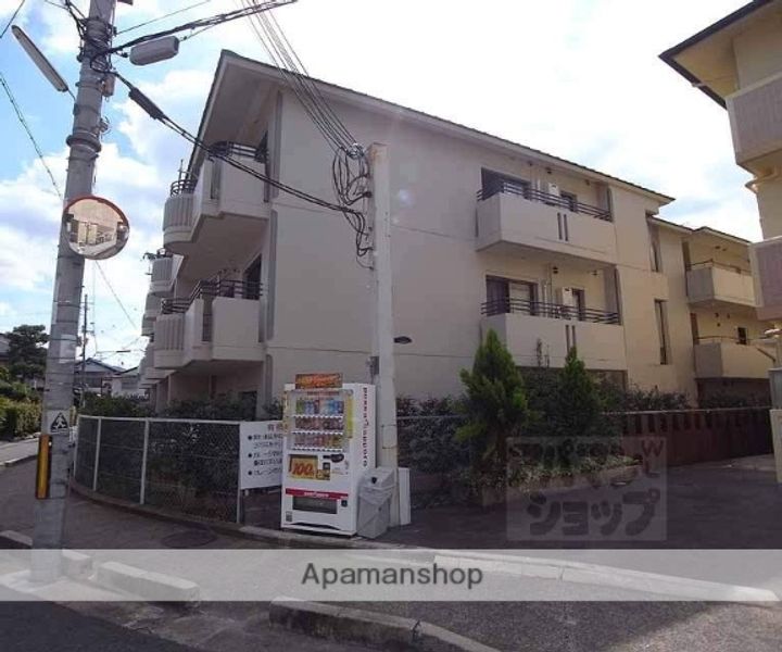 グランドハイツ嵯峨野308の外観