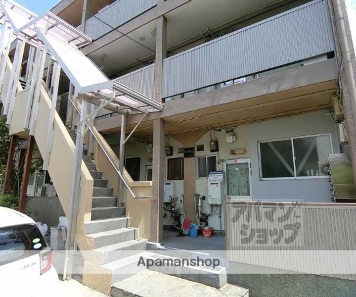 百合ヶ丘マンション302の外観