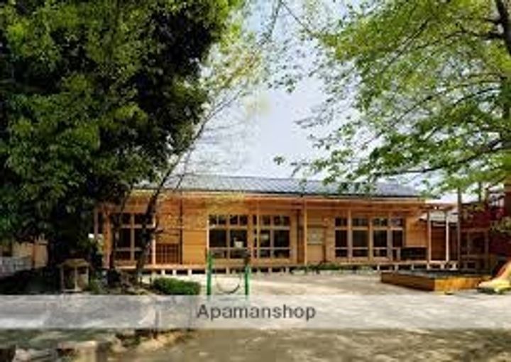 コスモプラザコマツの周辺