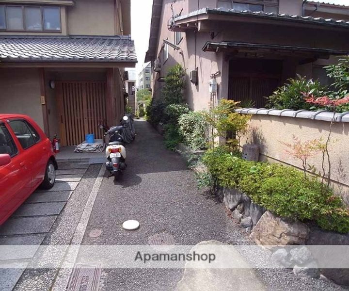 ラトゥールY・G205のその他画像