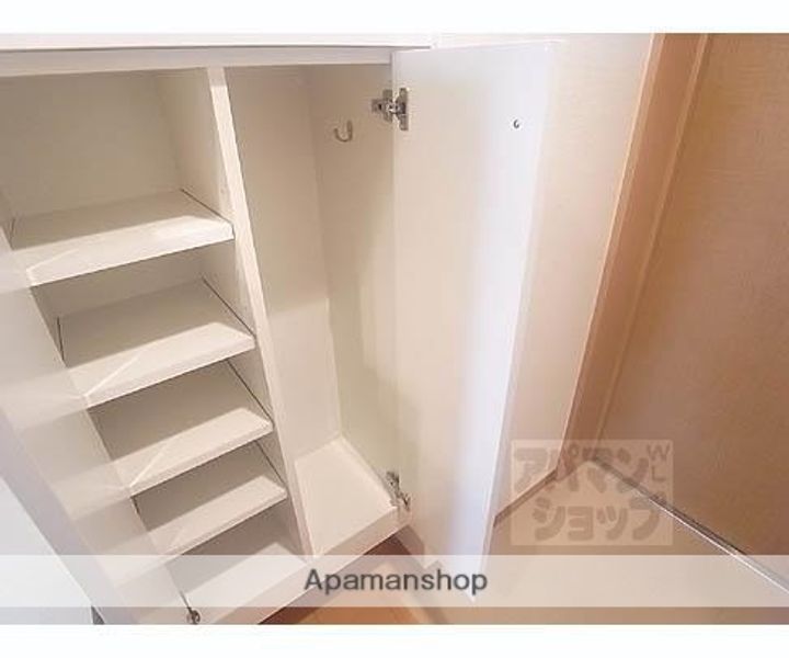 グランドパレス西院 東棟E203の内装