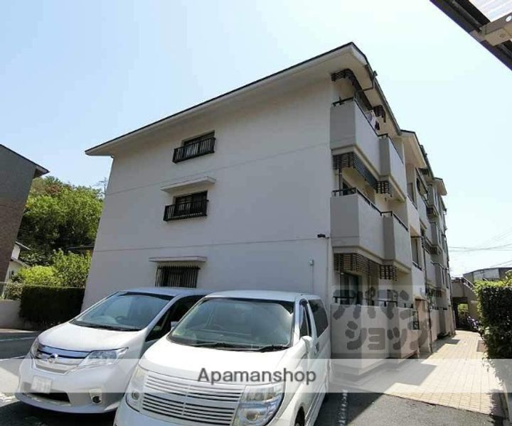 メゾン宇多野306の外観