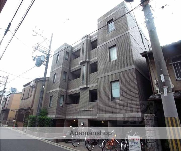 サンフローラ三条大宮203の外観