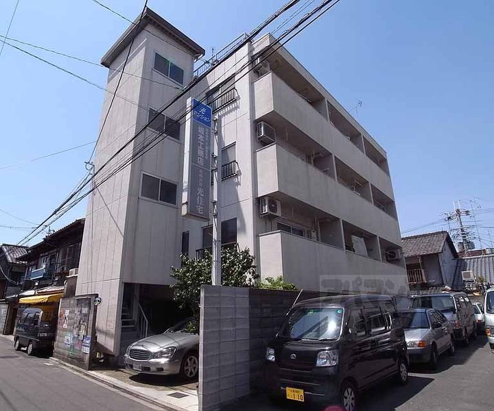 光マンション303の外観