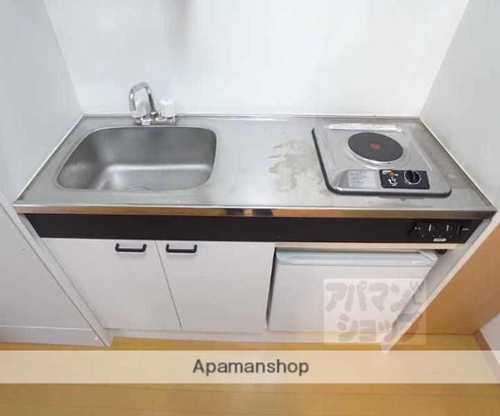 鳴滝グリーンハイツ202のキッチン