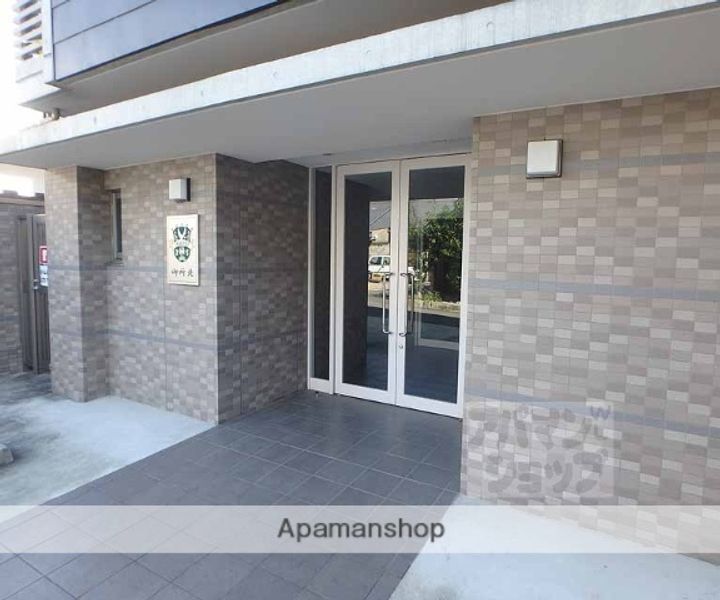 アクエルド御所北311の外観