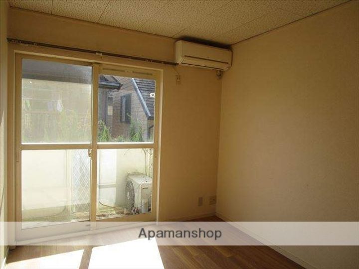 ラフォーレダイゴC棟201の居間