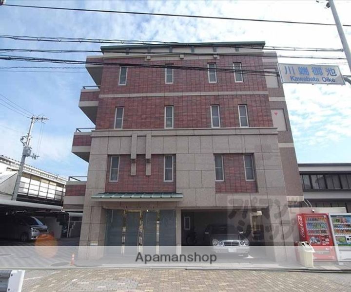 ドミトリィ御池402の外観