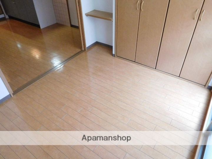 ヴィラ小山102の内装