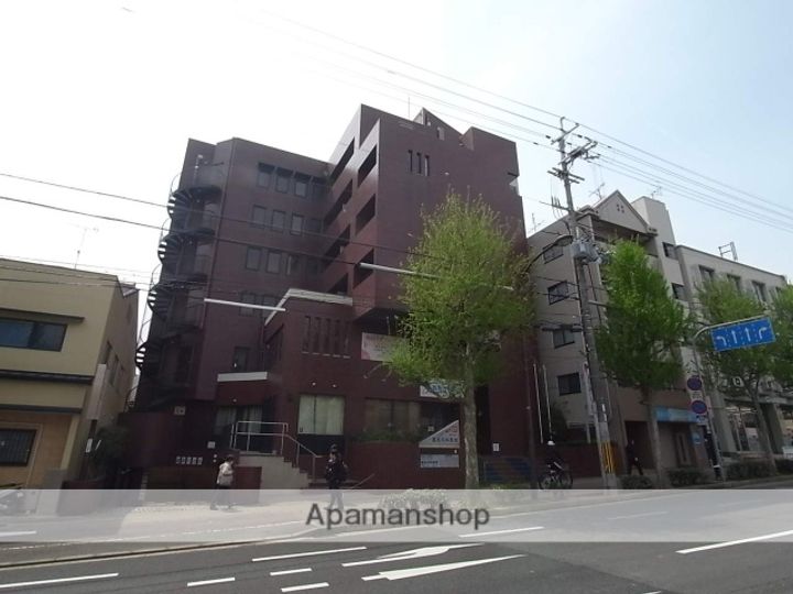 プレイル北大路ビル604の外観