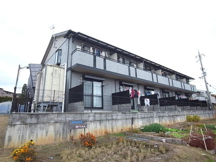 ラスカルの森201の外観