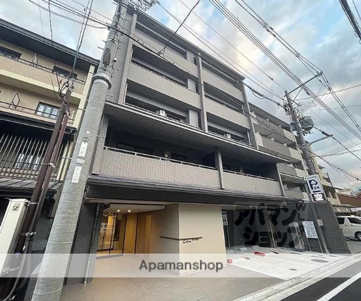 CALM姉小路通304の外観
