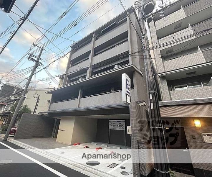CALM姉小路通304の外観