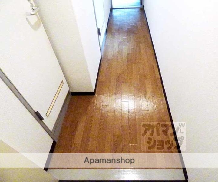 カステッロロッソ503の内装