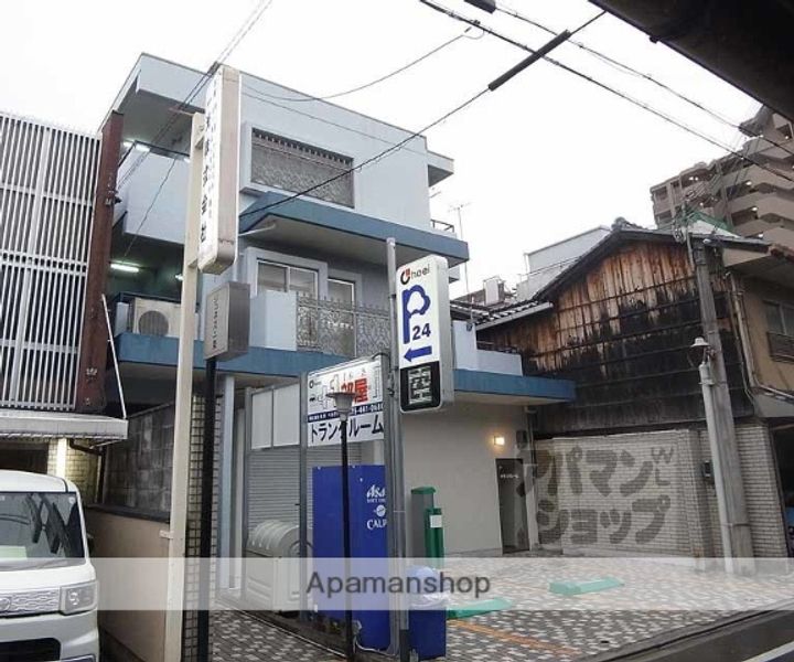 ジュネス一条311の外観