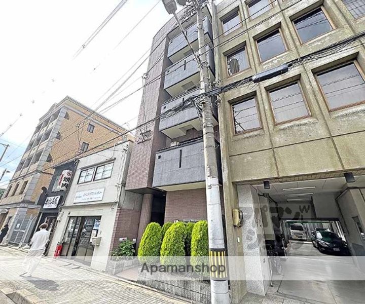 プールトゥジュール波多野5Aの外観