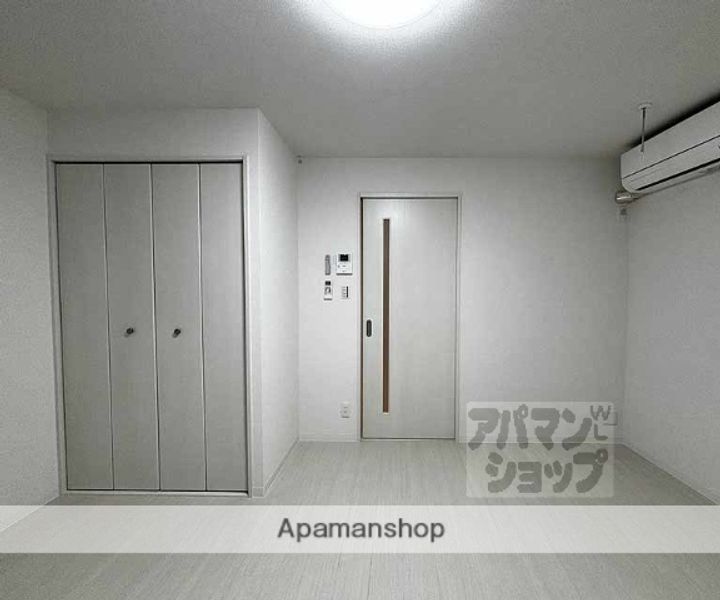 天進ビル401の内装