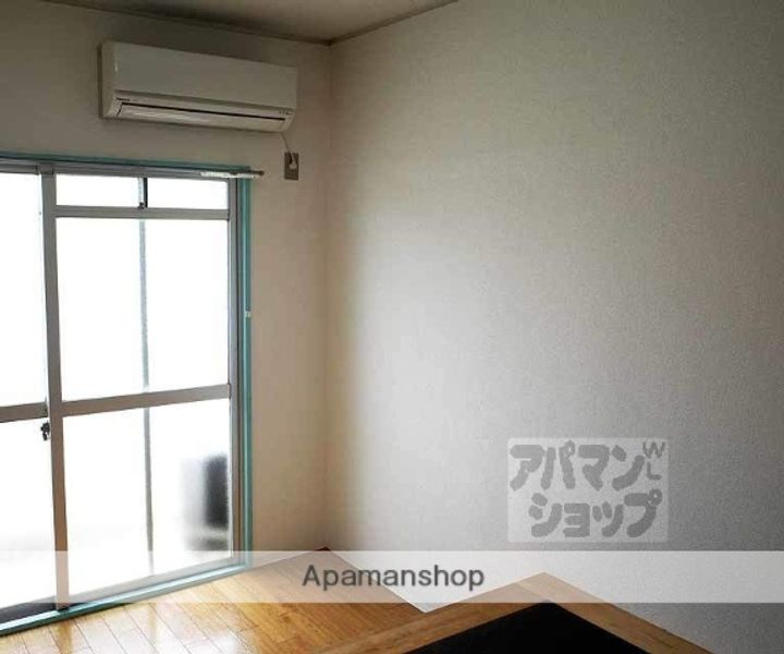 コーポJUN302の居間