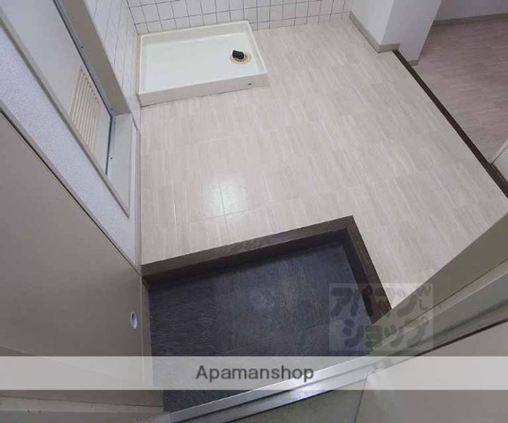 京都府京都市上京区東上善寺町の賃貸マンションの内装