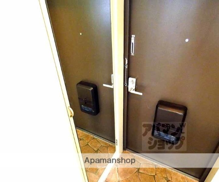 京都府京都市北区上賀茂葵之森町の賃貸マンションの内装