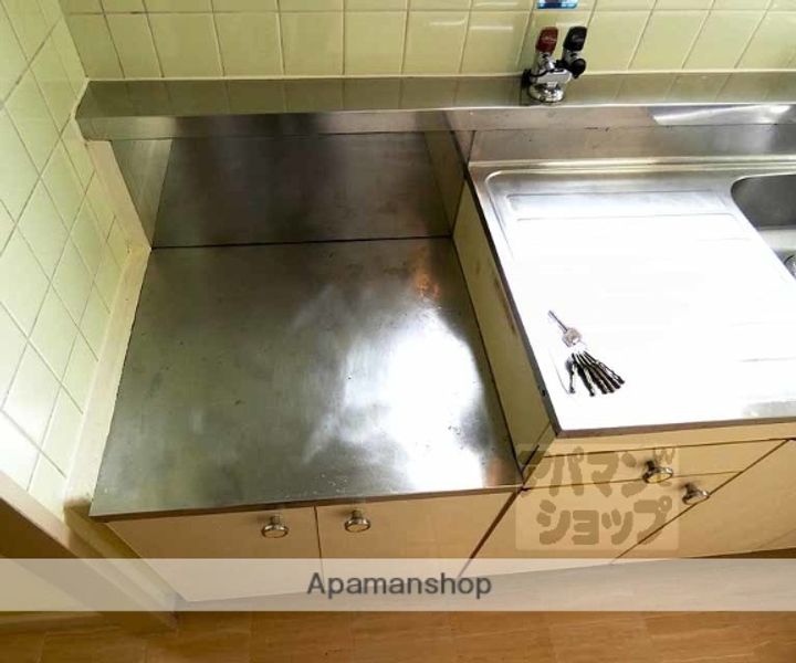 京都府京都市北区上賀茂葵之森町の賃貸マンションの内装