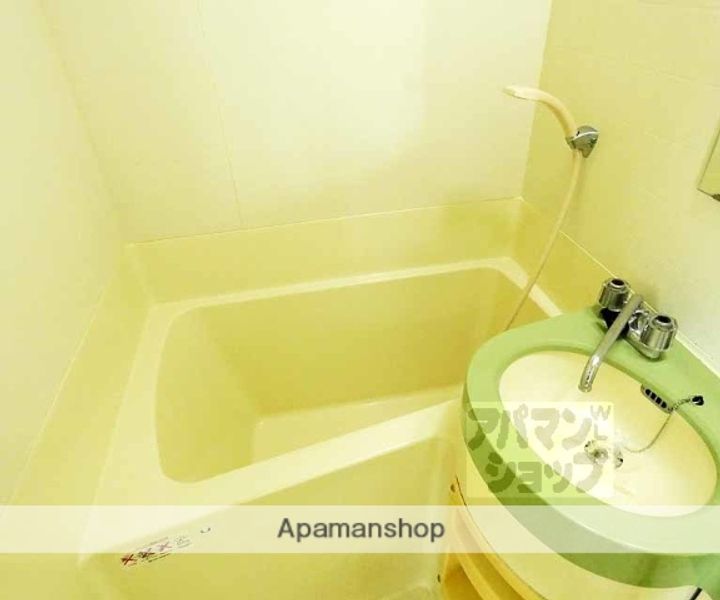 京都府京都市北区上賀茂葵之森町の賃貸マンションの風呂