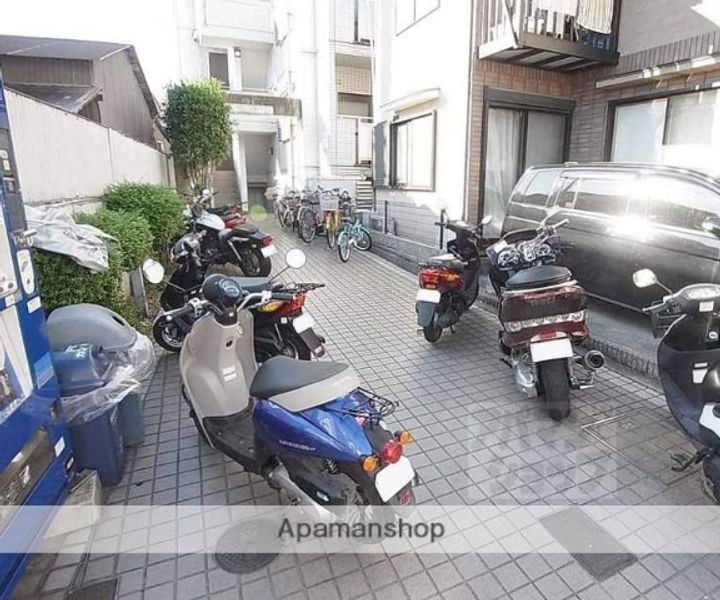 京都府京都市北区上賀茂葵之森町の賃貸マンションの外観