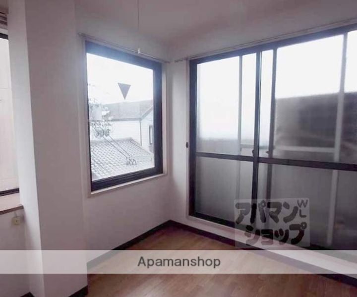 サンファーストビル3-Aの居間