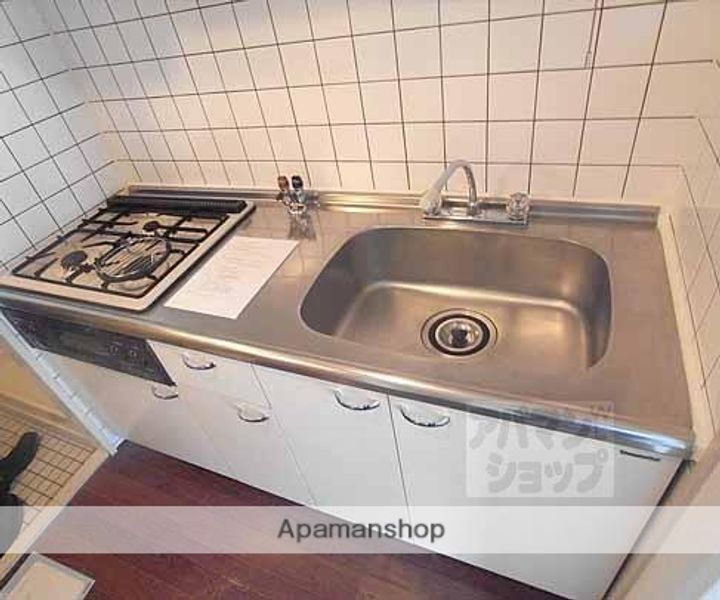 ファーストコート紫竹401のキッチン
