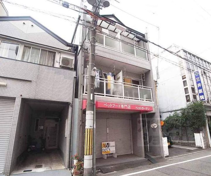 プライムシティ西陣の外観