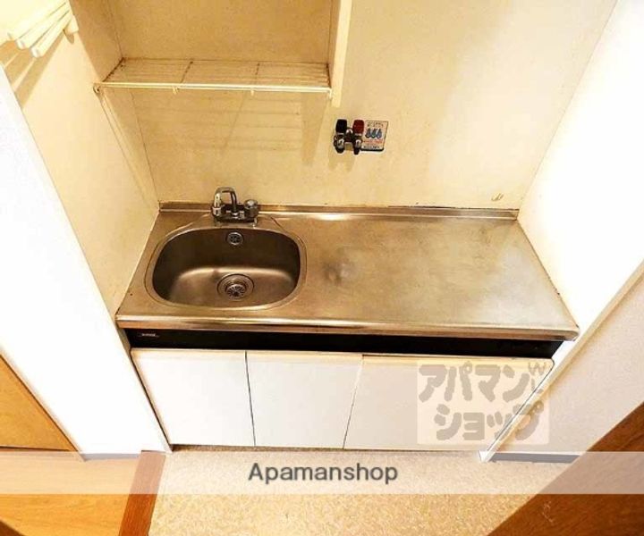 上賀茂松柏のキッチン