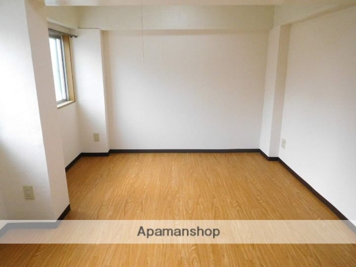 上賀茂松柏の居間