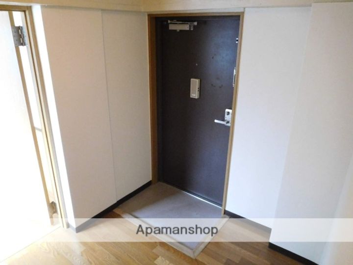 上賀茂松柏の玄関