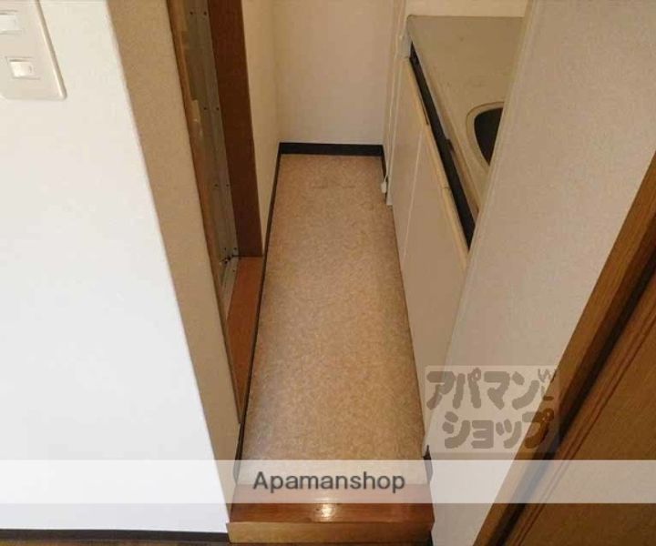 上賀茂松柏の内装