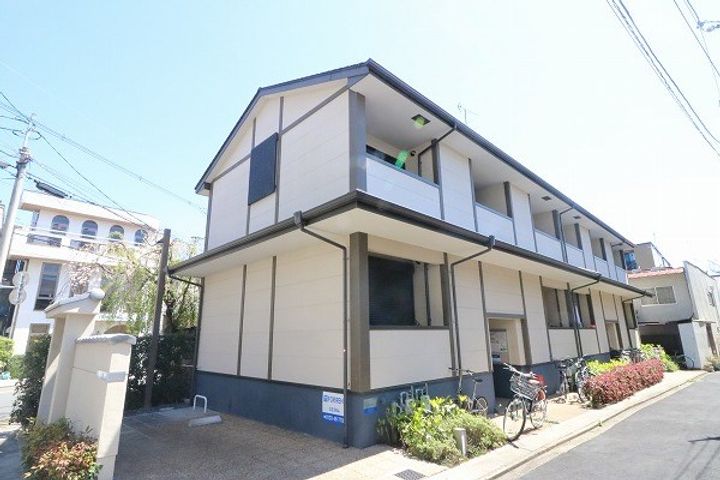 メゾン上七軒103の外観