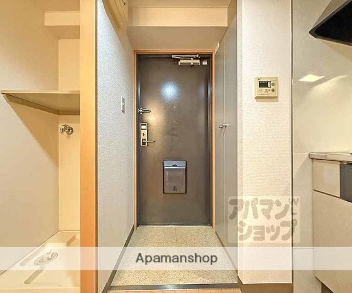 サンジョルノ室町407の玄関
